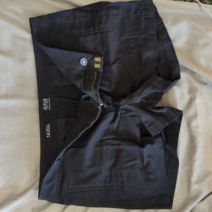 a.n.a size 14 black twill shorts
